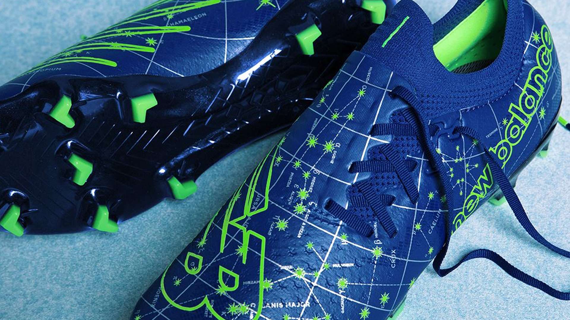 特朗普在公 特朗普在公